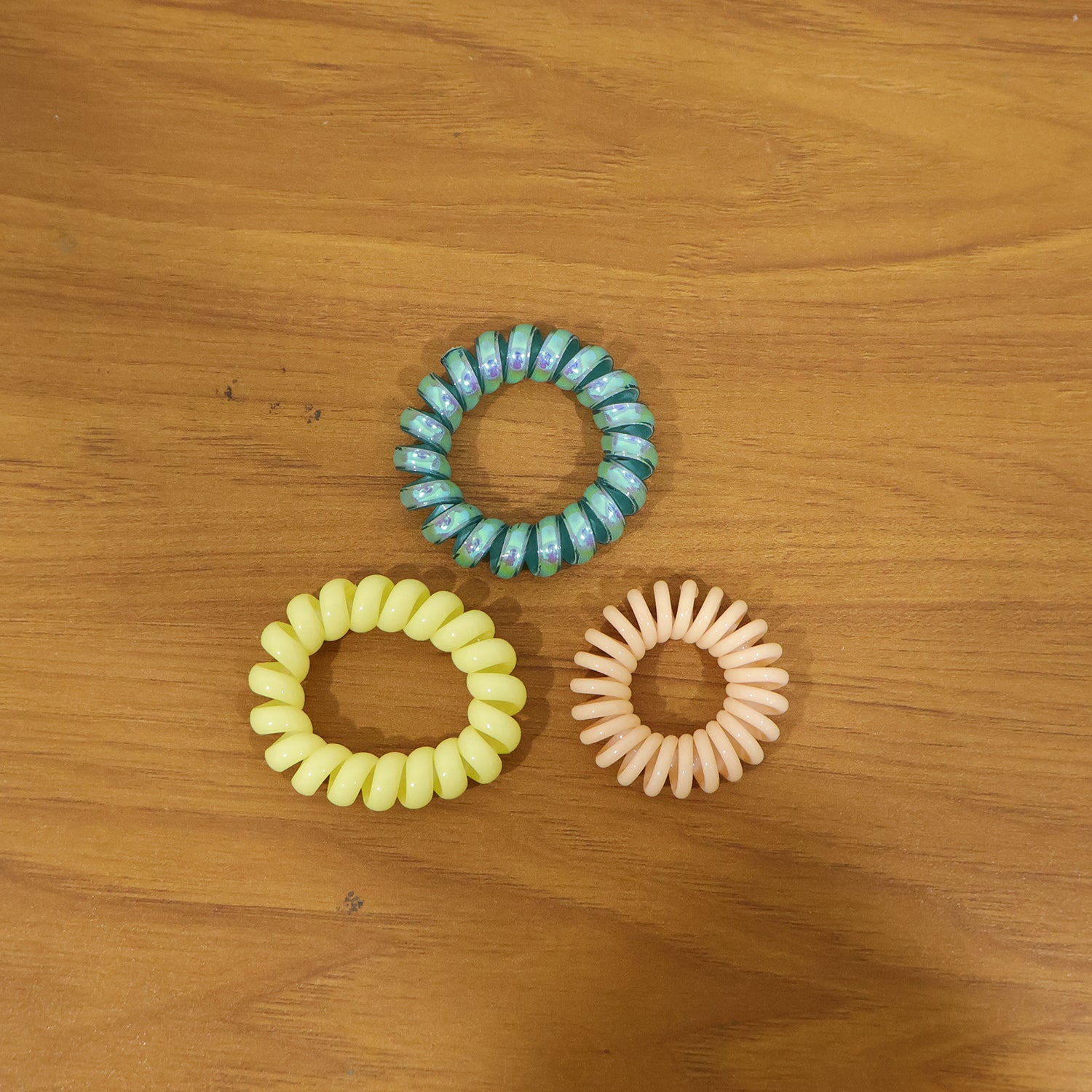 3colorSpiralhairTies-live.jpg