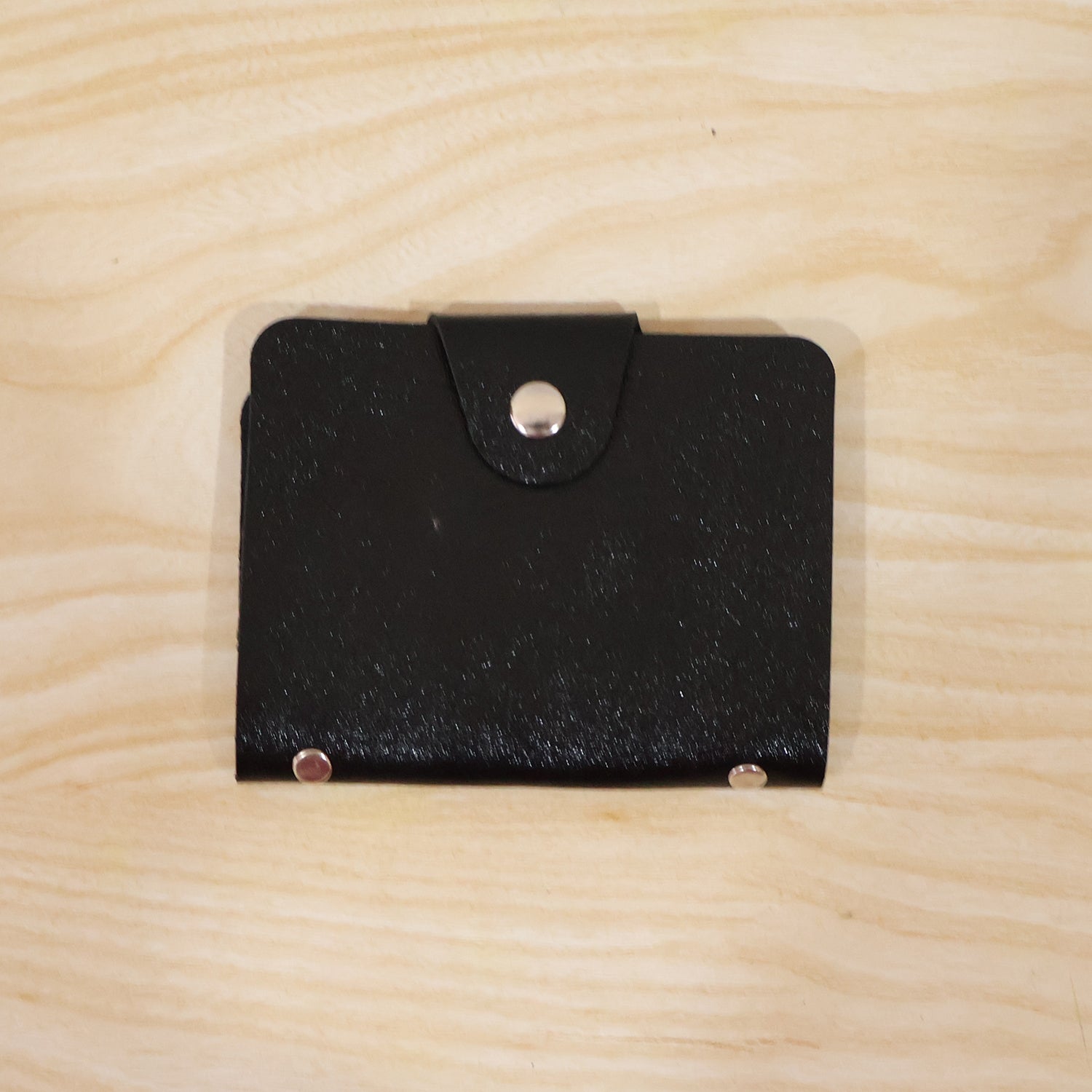 Business-Card-Holder-8_c2ce88ed-99d8-42c6-ba1e-1680c3f0aee0.jpg