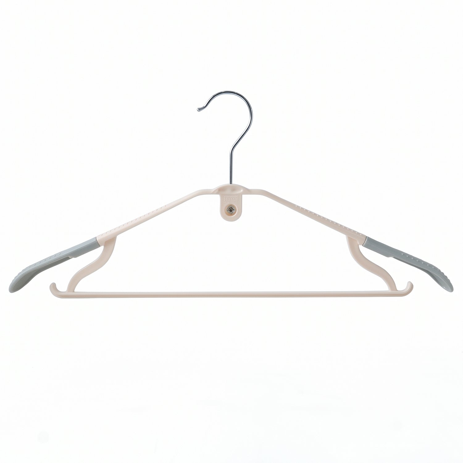 Clothes-Hangers-7.jpg
