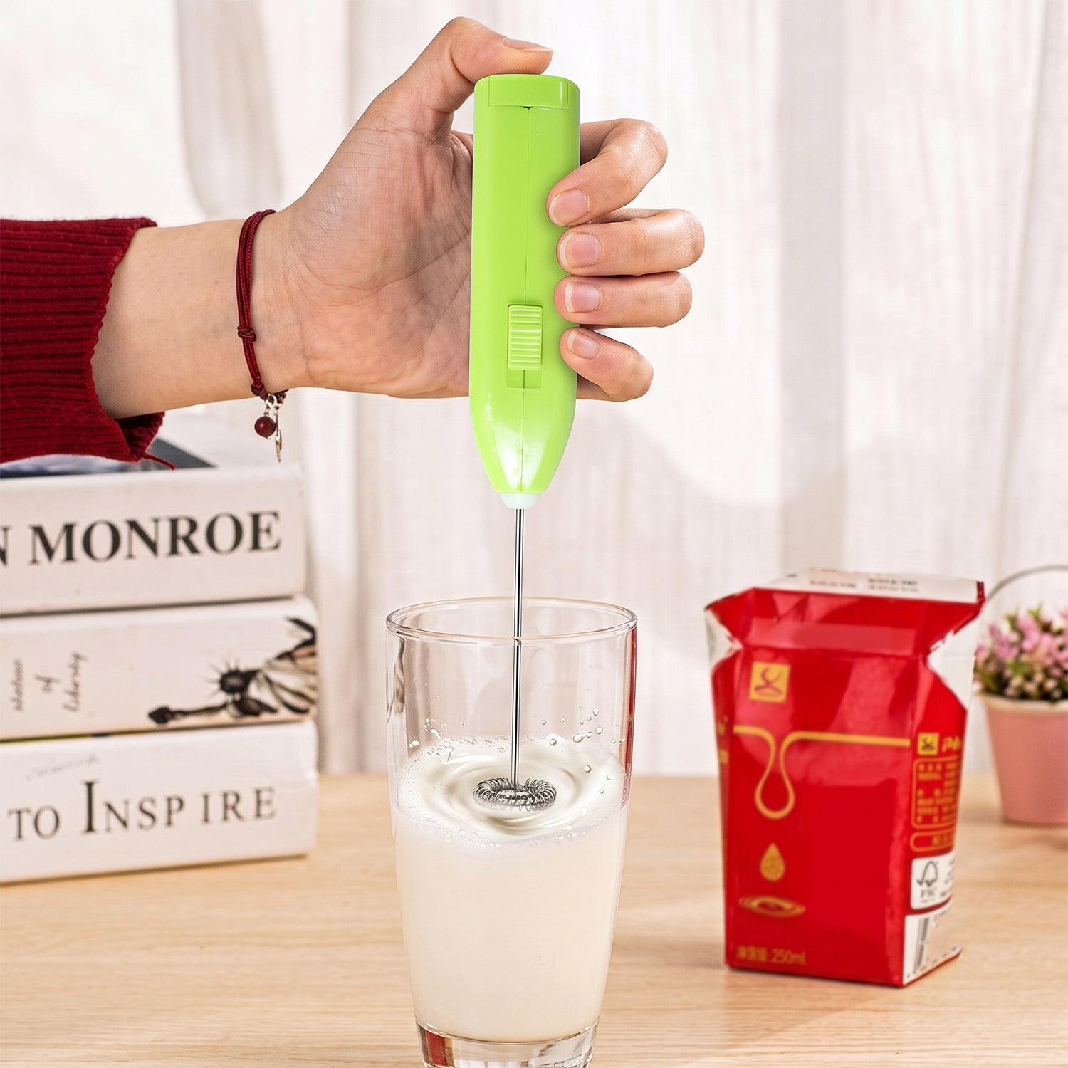ElectricEggBeater-06.jpg