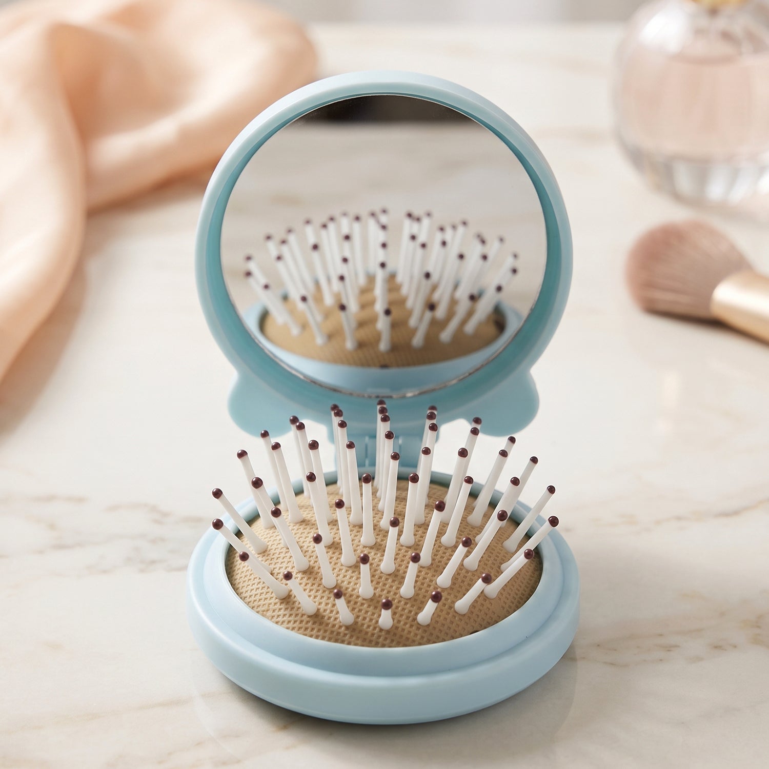 Mini-Brush-with-Mirror-5.jpg
