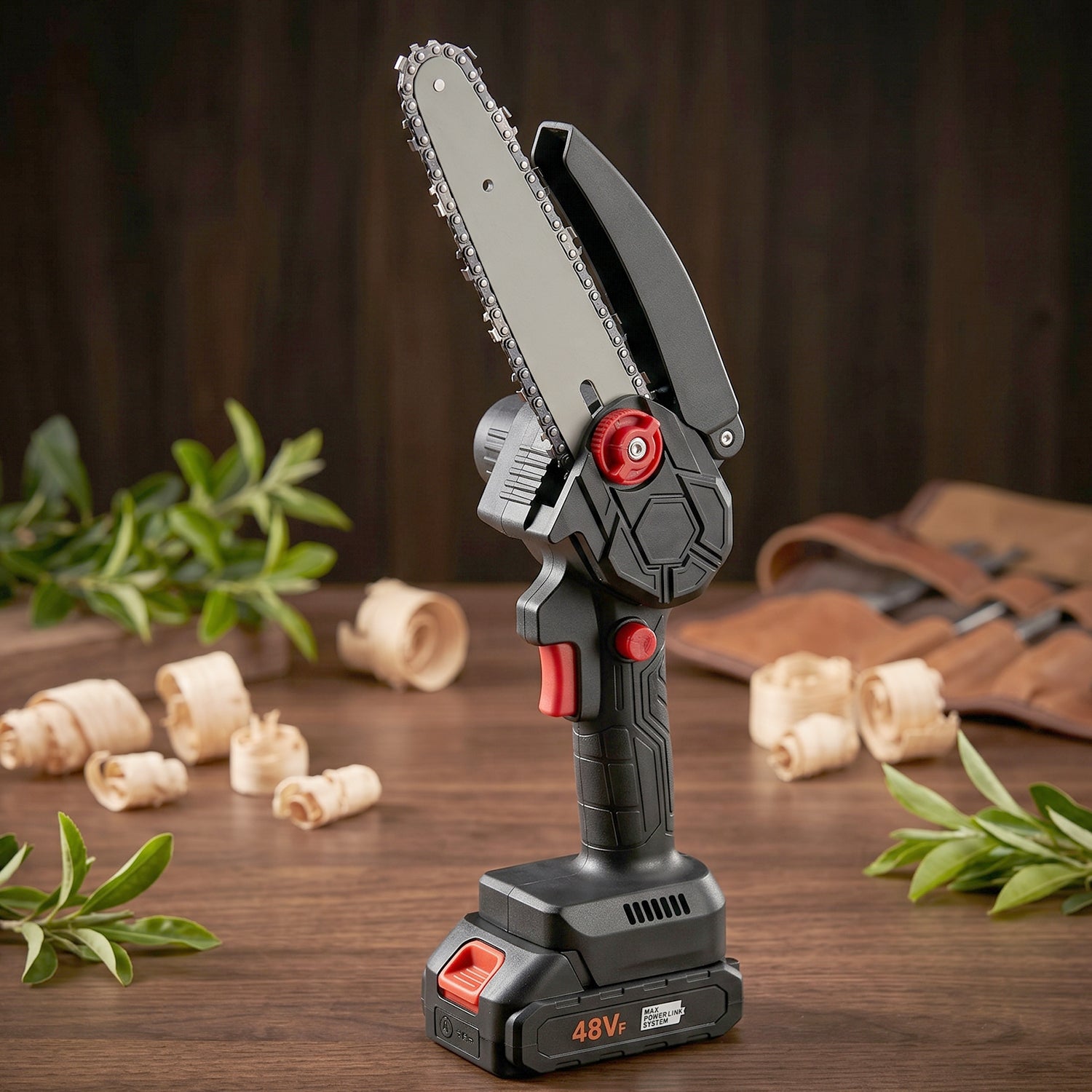 Mini-Chainsaw-Cordless-2.jpg