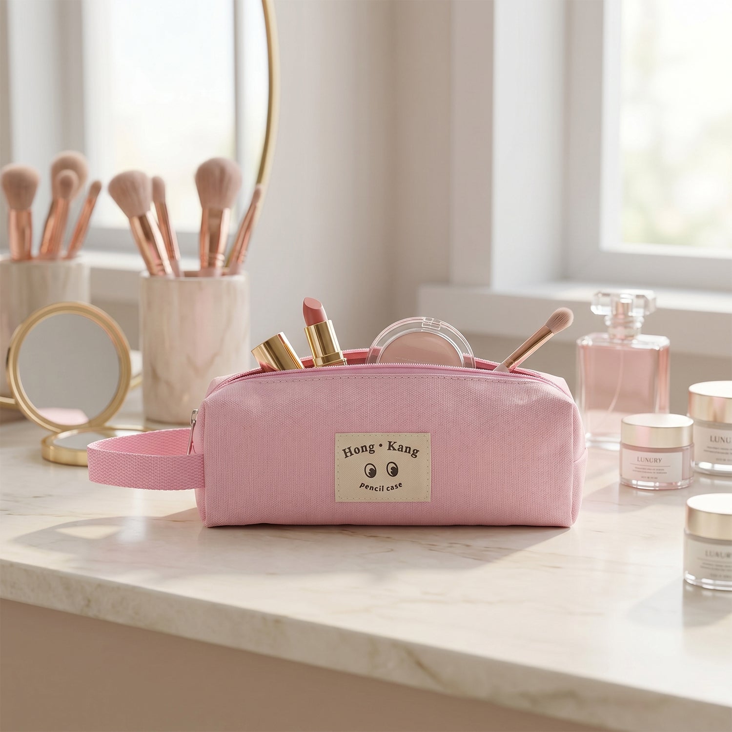 PinkMakeupPouch-06.jpg