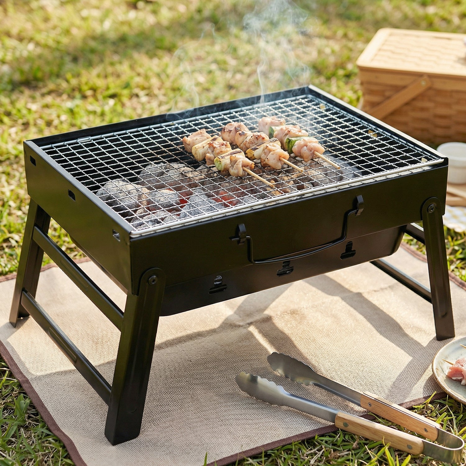 Portable-Charcoal-Barbecue-Grill-3.jpg