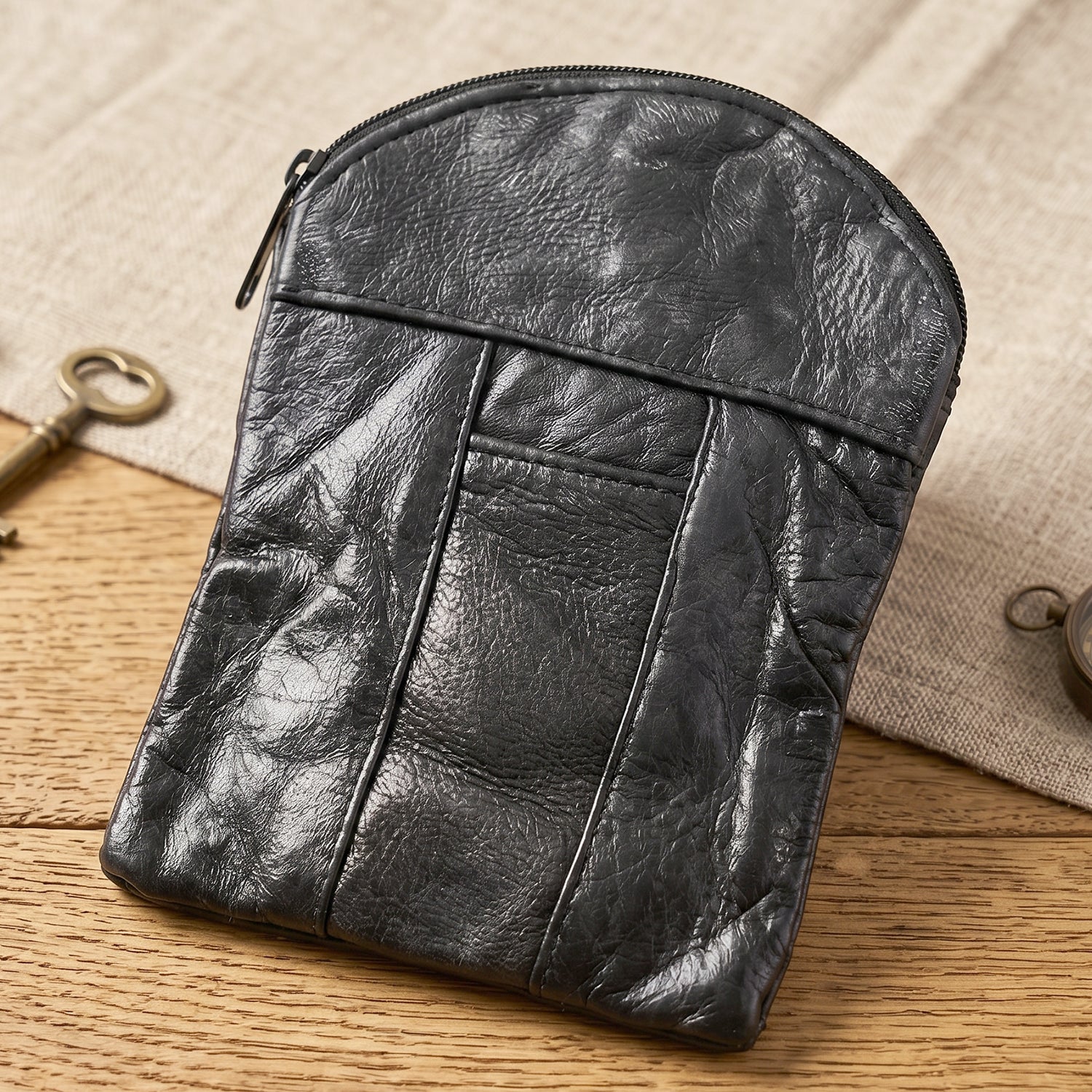 Pouch-2.jpg