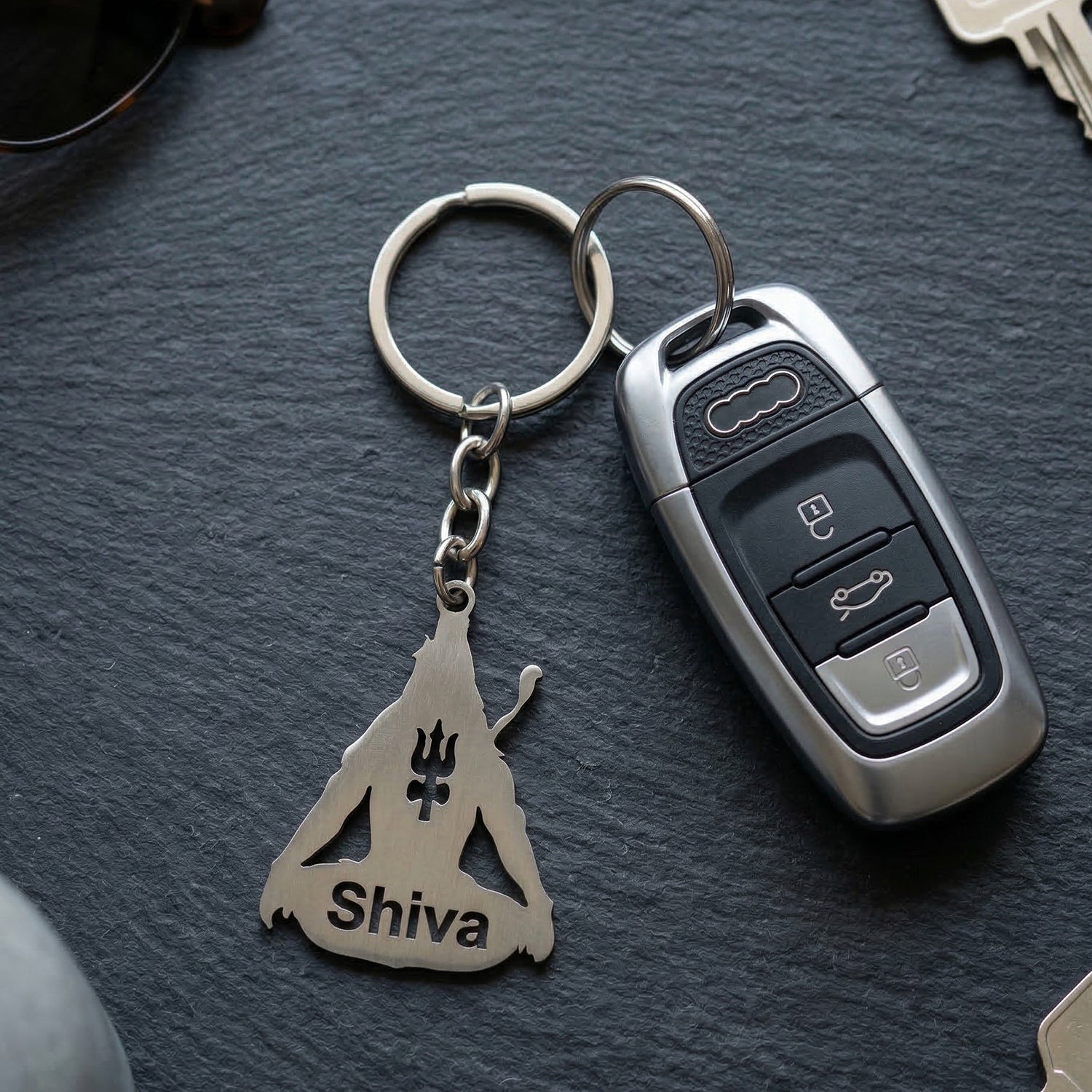 Shivjikeychain02-03.jpg