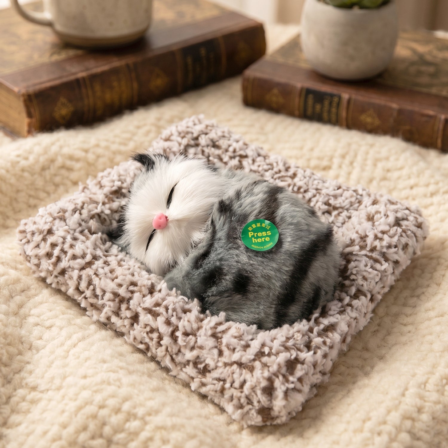Sleeping-Cat-Toy-2.jpg