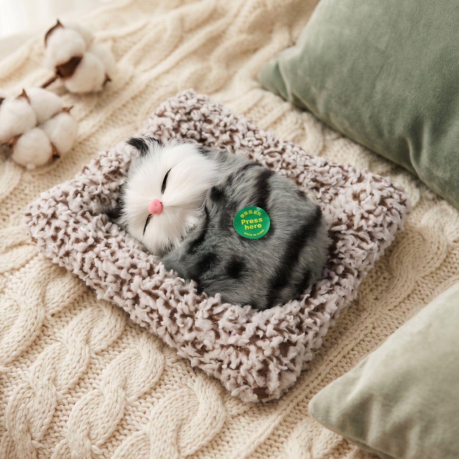 Sleeping-Cat-Toy-4.jpg