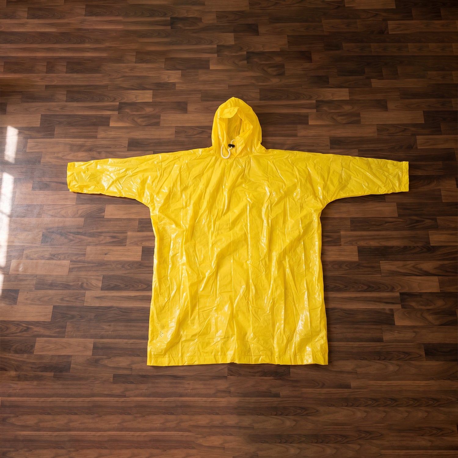 YellowPonchoraincoat-03.jpg