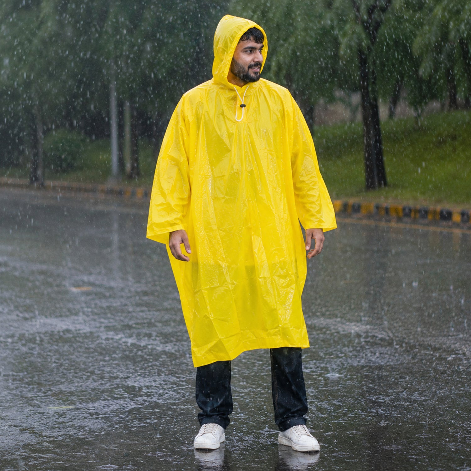 YellowPonchoraincoat-06.jpg