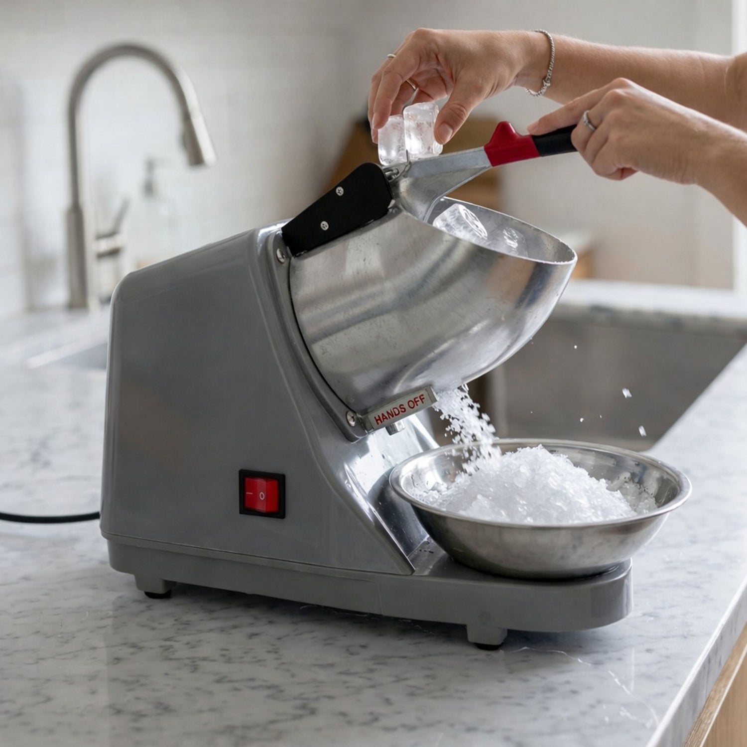 ice-smashing-machine-WOSKU-02.jpg