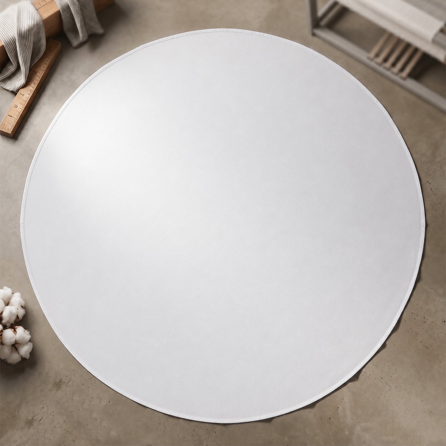 table-cover-2_904bd8ff-ba24-41e9-b342-e9a2a39974b2.jpg